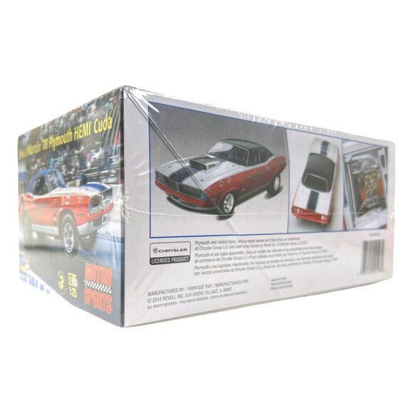 Revell 1/25 Sox Martin 1970 Plymouth Hemi Cuda Model Kit - Picture 6 of 8